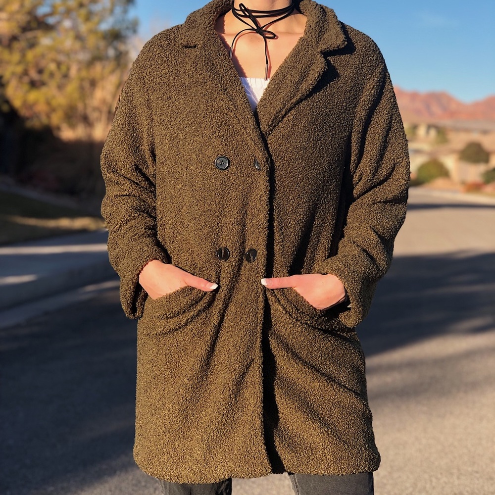 LAST ONE + HOST PICK🎉 Olive Green Teddy Coat - Picture 6 of 8